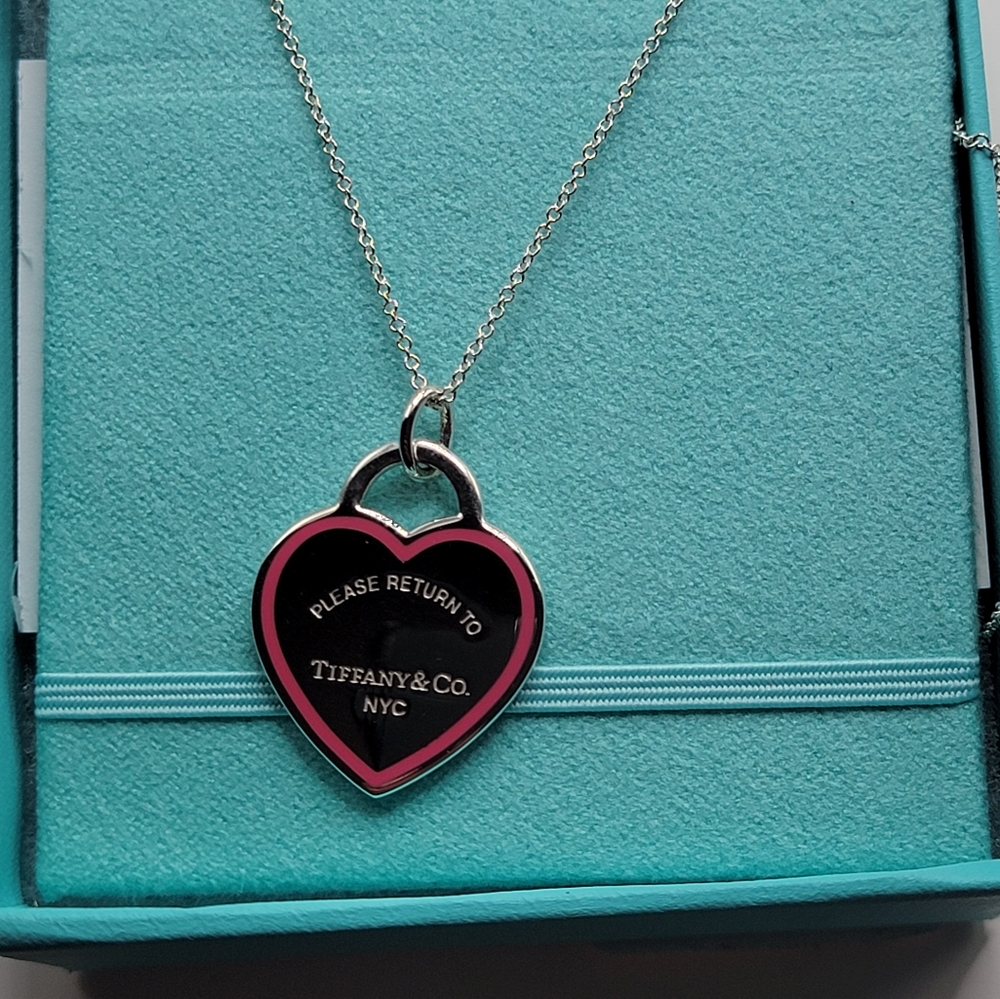 Tiffany & Co Return to Tiffany Pink Outline Medium Heart 16" Necklace Authentic